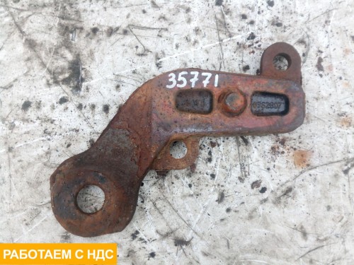 Опора переднего амортизатора левая