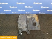 Кронштейн брызговика левый