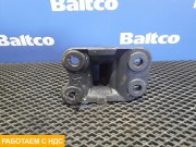 Кронштейн бампера левый