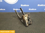 Кронштейн амортизатора