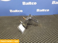 Кронштейн ускорительного клапана