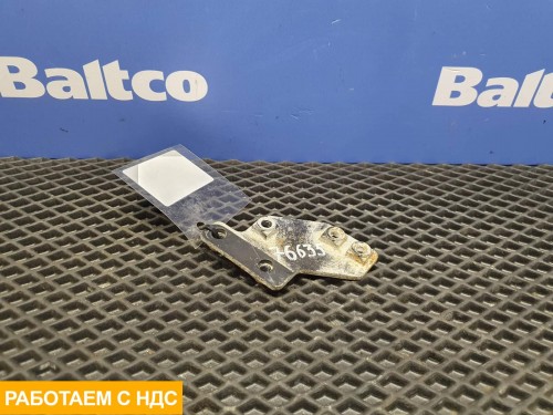 Кронштейн трубок КПП