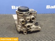 Кран управления тормозами прицепа