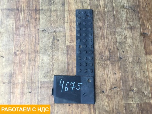 Накладка на порог правый